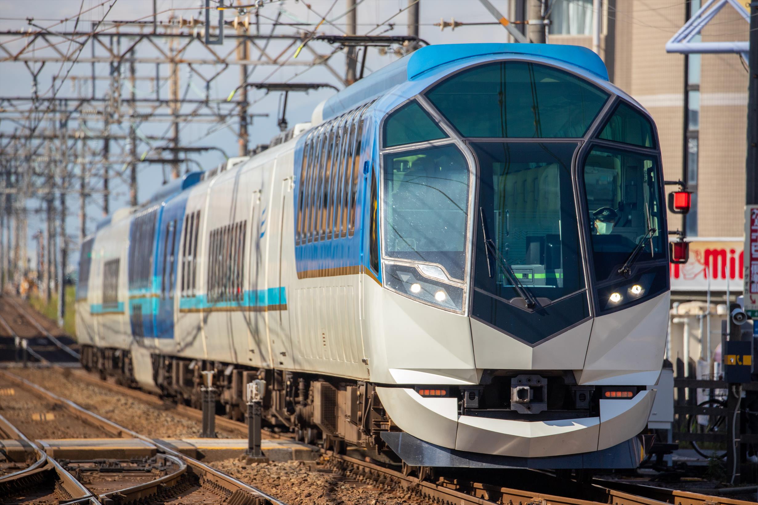 近畿日本鉄道 近鉄 系 観光特急 しまかぜ おでかけライフ