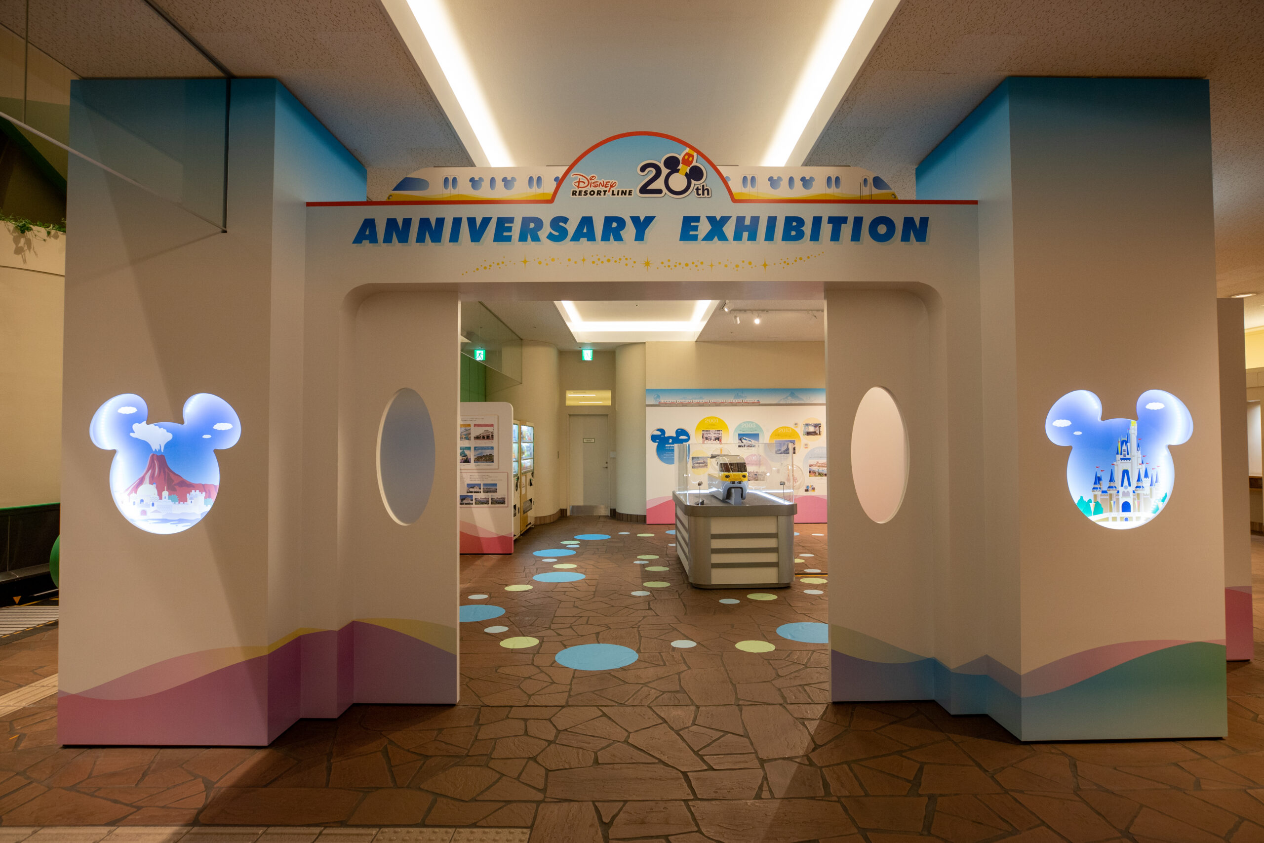 ディズニーリゾートライン 開業周年記念展示 おでかけライフ