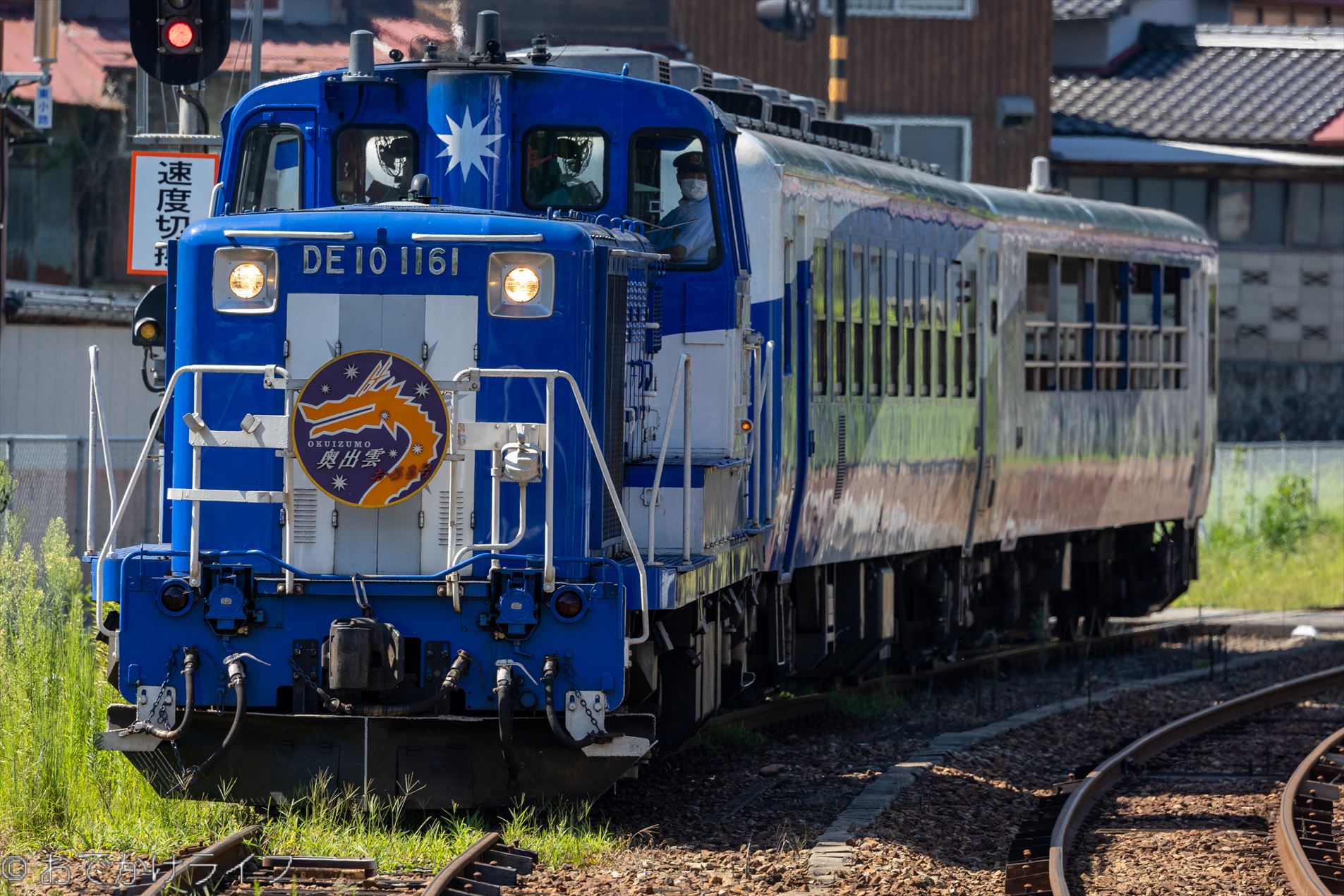 JR西日本「奥出雲おろち号」DE10-1161+12系800番台 トロッコ列車 3